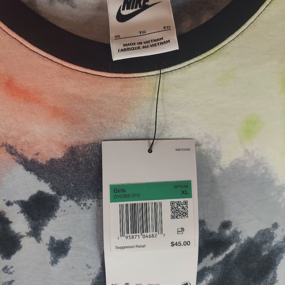 NWT. NIKE Girls’ Tie-Dye T-Shirt Dress - Picture 3 of 5